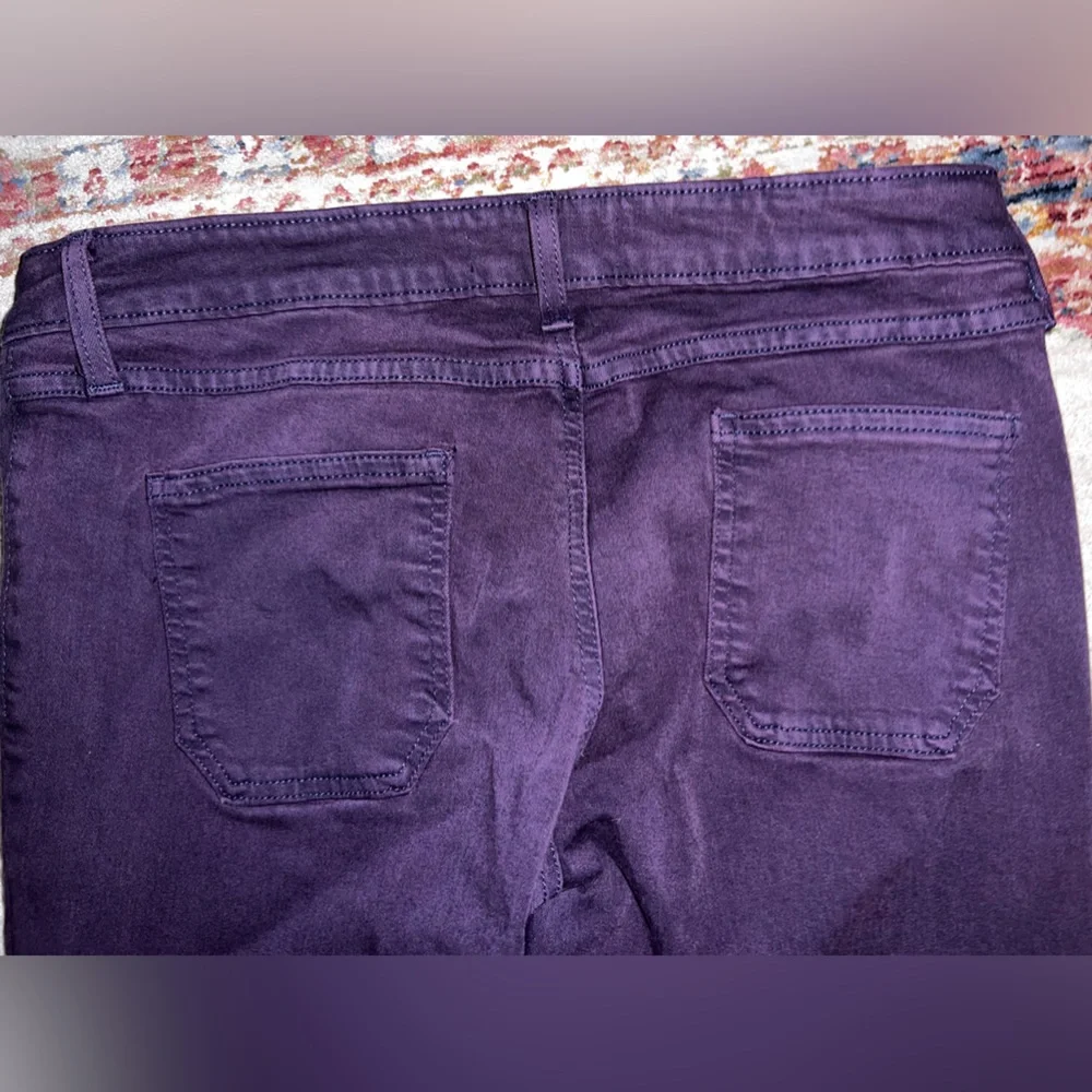 EUC JUST BLACK WOMENS PURPLE ACID WASH LIKE JEANS SIZE 31P - Picture 5 of 7